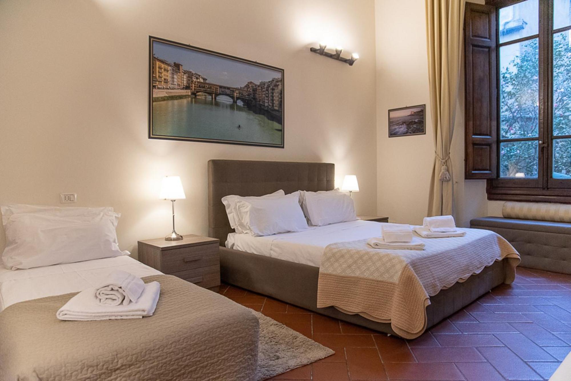 Coco Places Soggiorno Panerai, Centro Storico Florenţa Cameră foto